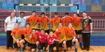 La sub-14 de Handball y Hockey masculino de Jardín América, clasificados a Mar del Plata