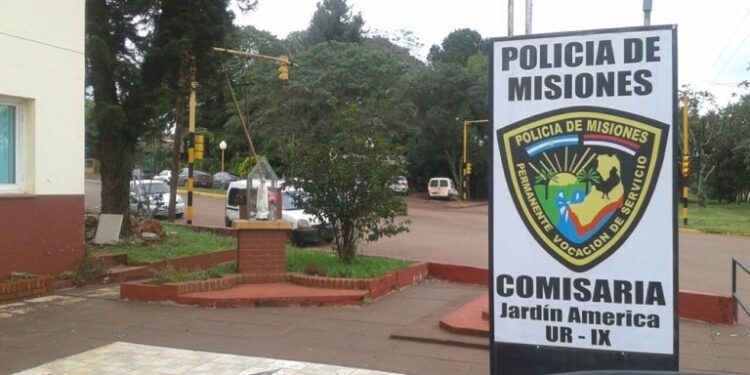 Dos presos se fugaron de la comisaría de Jardín América