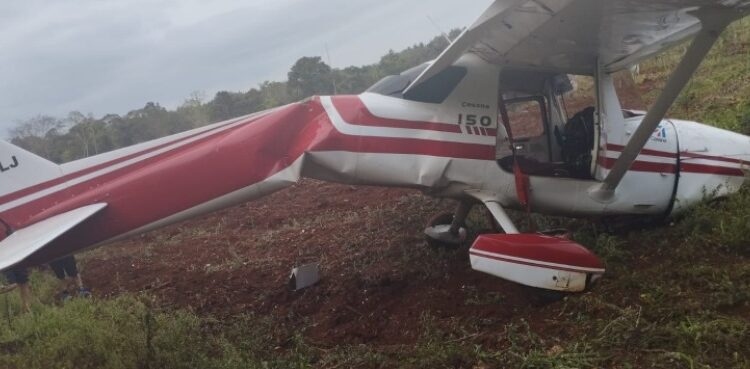 Se estrelló una avioneta en Eldorado: dos personas fueron trasladas de urgencia al Hospital Samic