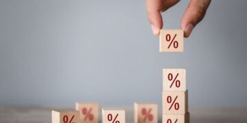 LA “PRESIÓN” TRIBUTARIA DE LAS PROVINCIAS Y SU RELACIÓN CON LA ACTIVIDAD ECONÓMICA