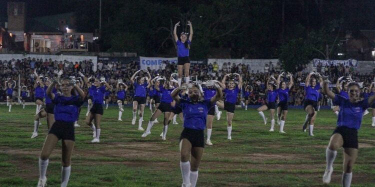 Eldorado | Luego de la suspensión por el mal clima, este lunes se realizó la apertura de las olimpiadas estudiantiles