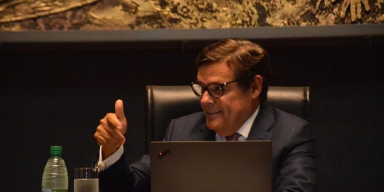 SOLVENCIA Y PREVISIBILIDAD