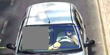 En Eldorado montaron cámaras con IA para detectar uso de celular al volante