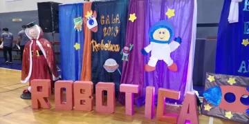 Entregaron certificados y menciones a alumnos que concluyeron los trayectos en la Escuela de Robótica