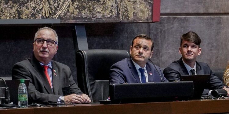 Passalacqua y Romero Spinelli asumieron en la gobernación