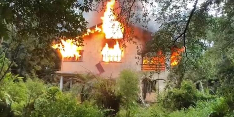 Se incendió una casa en Eldorado