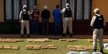 Prefectura detuvo a tres personas y secuestró más de 550 kilos de droga en Misiones