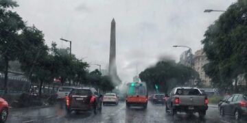 La tormenta de Santa Rosa ya llegó al AMBA y el domingo golpeará a Misiones con fuerza